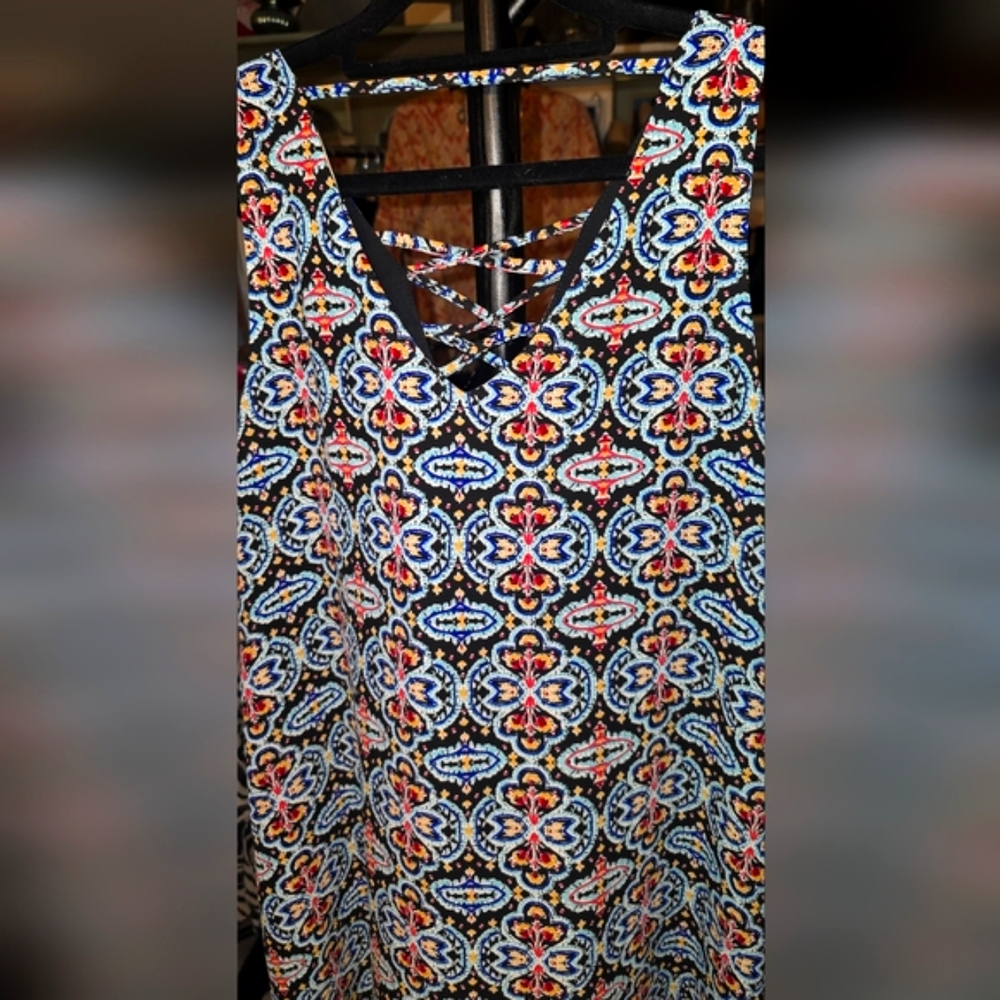 Pink Rose Backless Dress - Multicolor Pattern - Picture 9 of 10